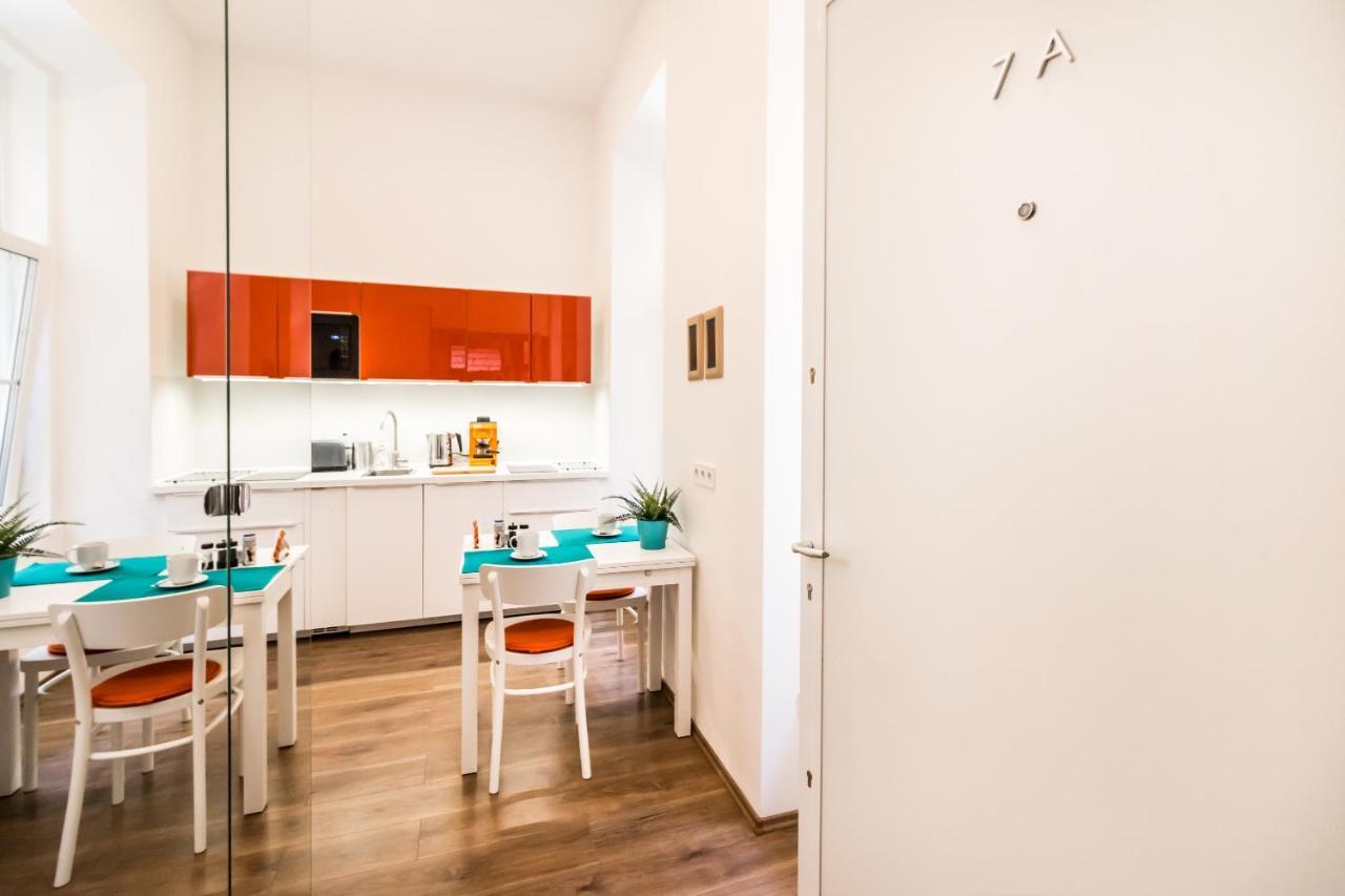 Cosy Studios In The Heart Of The City Budapeste Exterior foto