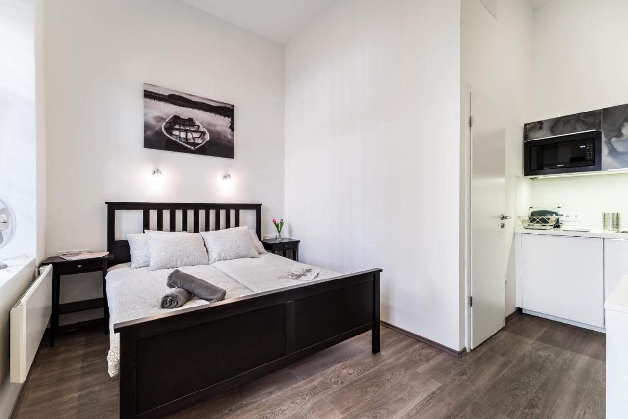 Cosy Studios In The Heart Of The City Budapeste Exterior foto