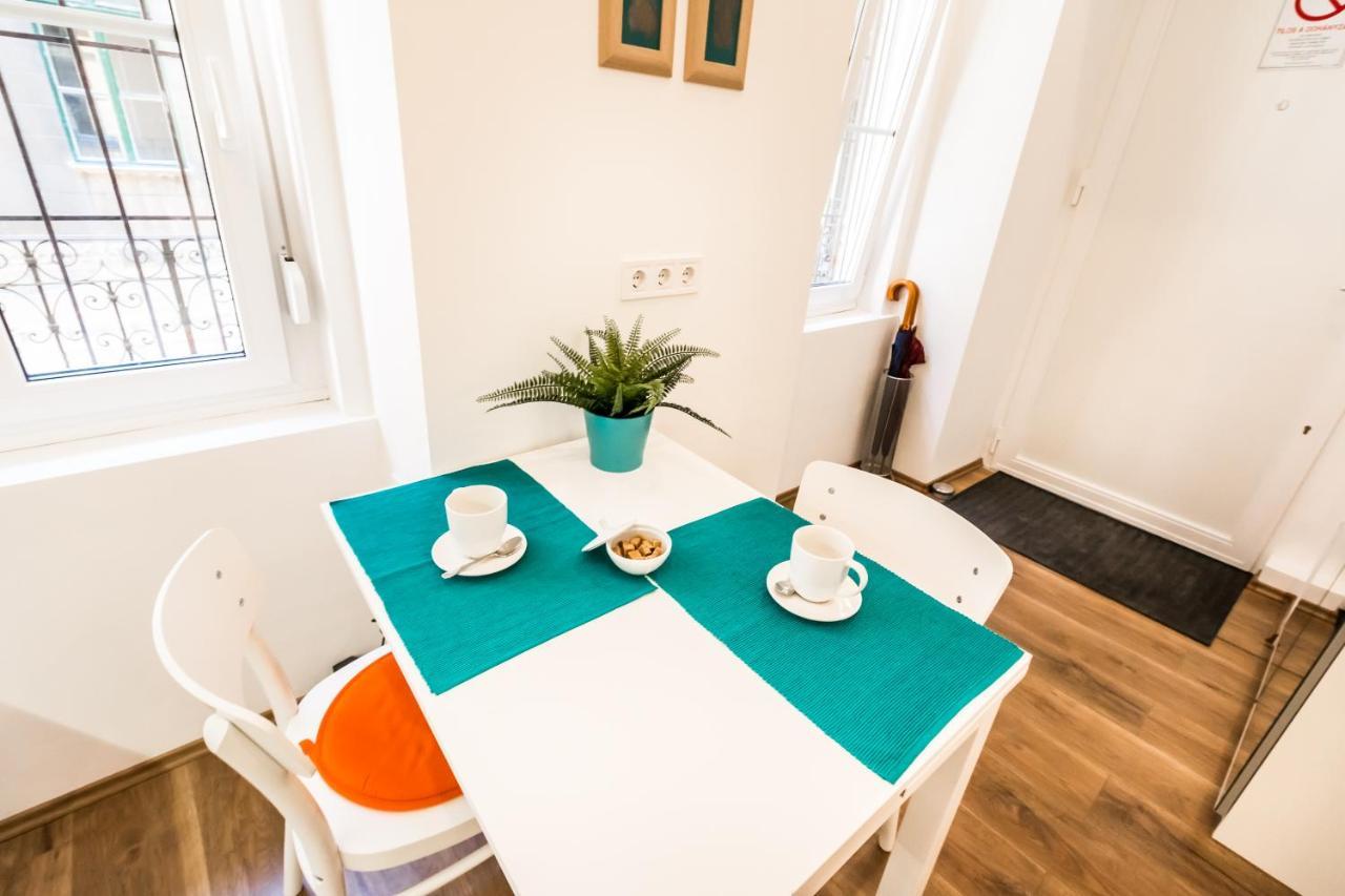 Cosy Studios In The Heart Of The City Budapeste Exterior foto
