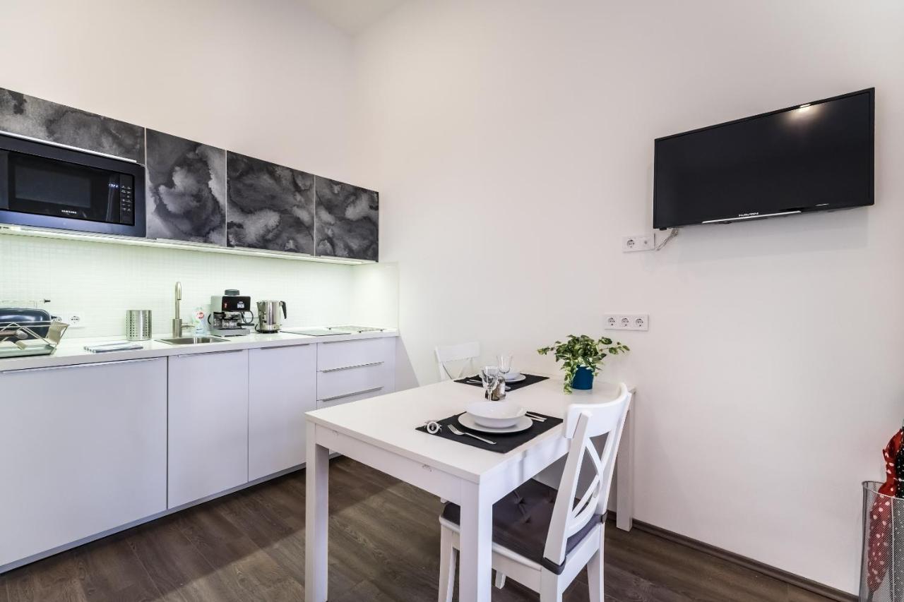 Cosy Studios In The Heart Of The City Budapeste Exterior foto